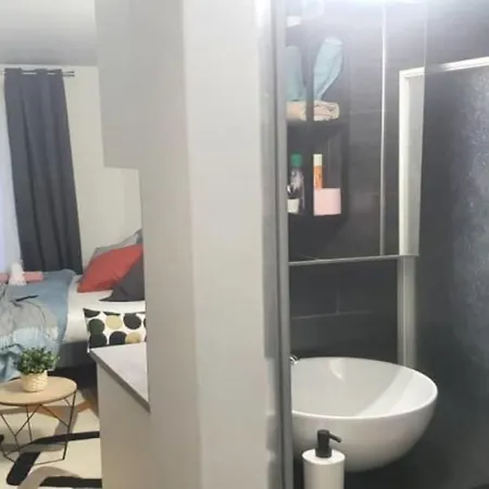 Appartement At Paris-defense Arena Free Parking By Servallgroup